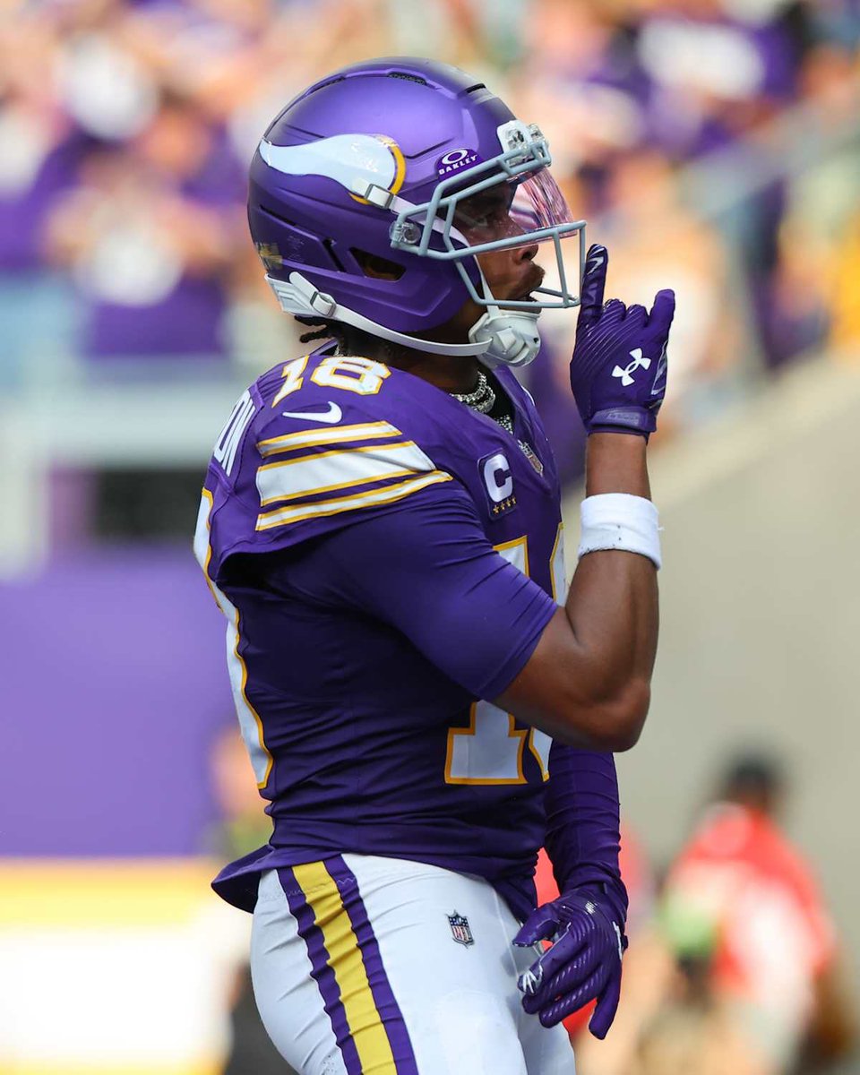 vikingzfanpage tweet picture