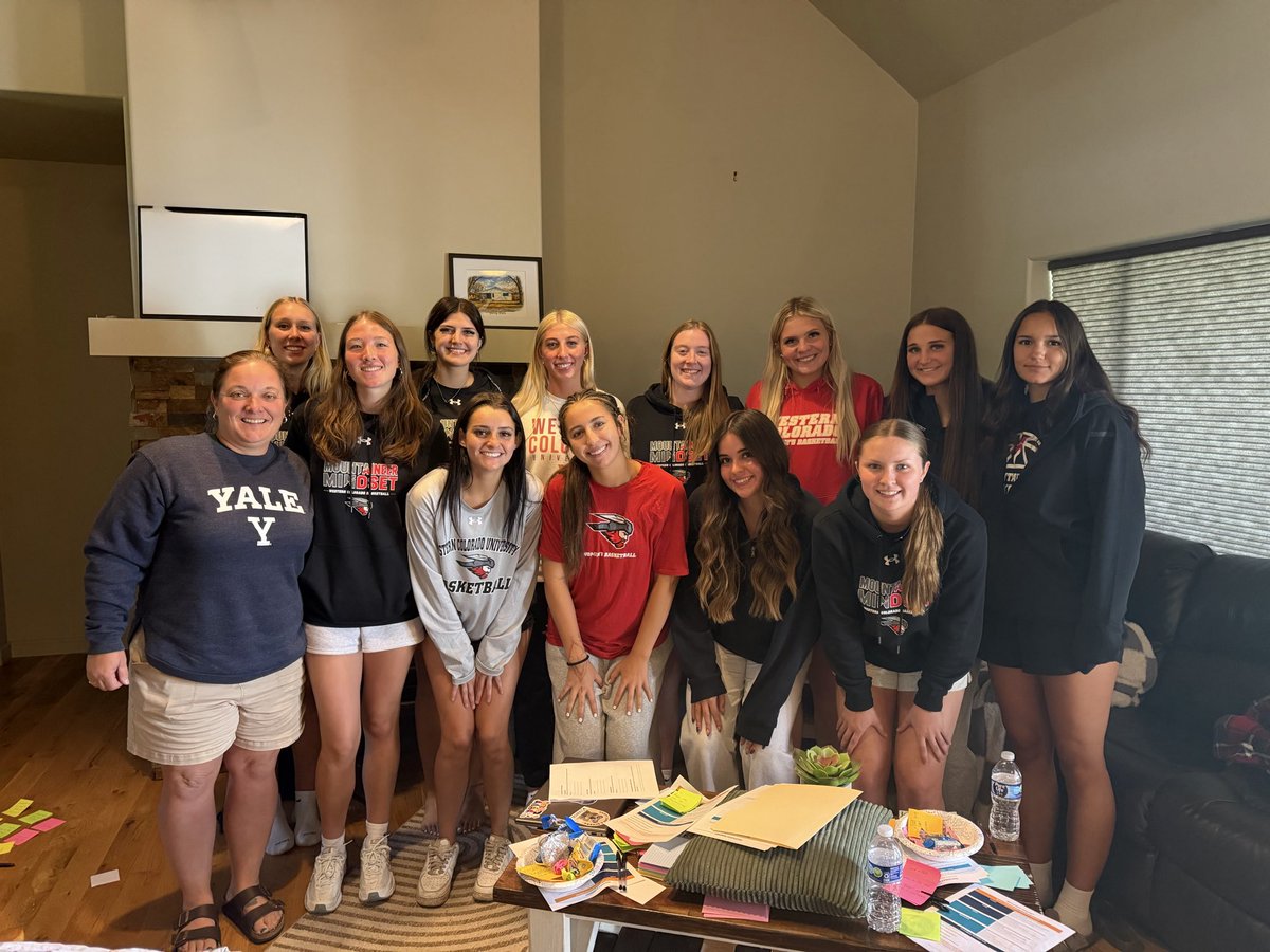 westerncowbb's tweet photo. Thank you to @coachkos2 for coming to Gunnison today and going through some training with us. We really appreciate it! #mountaineermindset #builtat7723 https://t.co/vj9mIf1jWQ