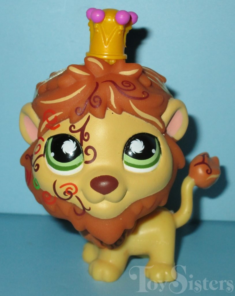 stylesavvi's tweet photo. 🐾 today's lps is #944, a lion from the postcard pets 3 pack set! it came with its ostrich and monkey friends + accessories! https://t.co/hJSrTiAPeH