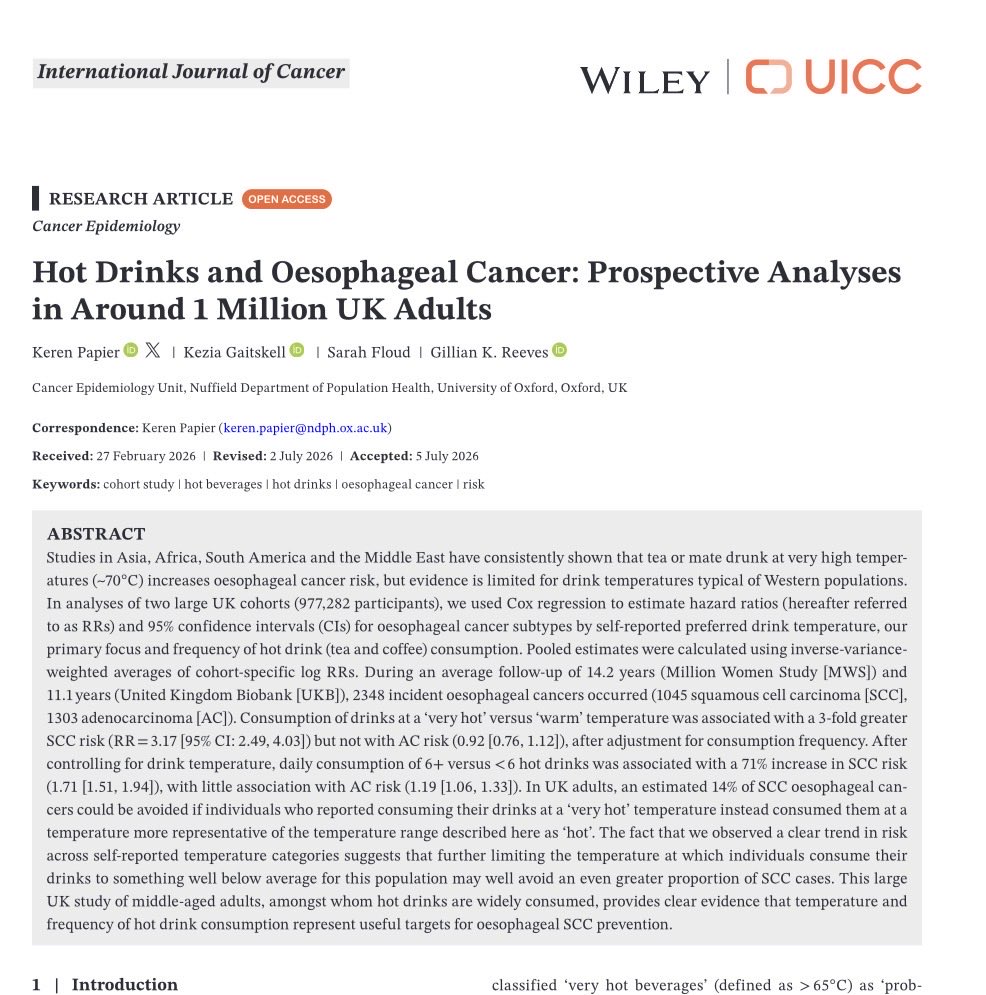 sandralopezleon's tweet photo. 🚨 Bebidas muy calientes y cáncer de esófago
➡️ Estudio en ~1 millón de adultos del Reino Unido: beber “muy caliente” vs “tibio” ↑ 3 veces el riesgo de carcinoma de células escamosas 

🟢 Déjalas enfriar, añade leche o agua fría, o bébelas tibias. https://t.co/dCJO8y7LcF