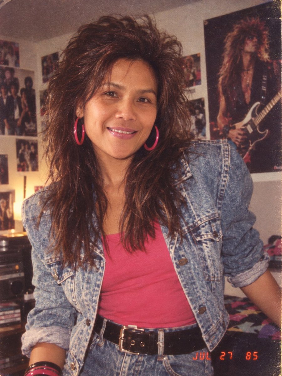 BennyJayX's tweet photo. If I met my mrs in the 80’s!!!!
😋 😘 🥰 💝

#aigenerated #80s #bennyjay #hotstuff #borninthe80sraisedinthe90s https://t.co/1vqoJkjUf6