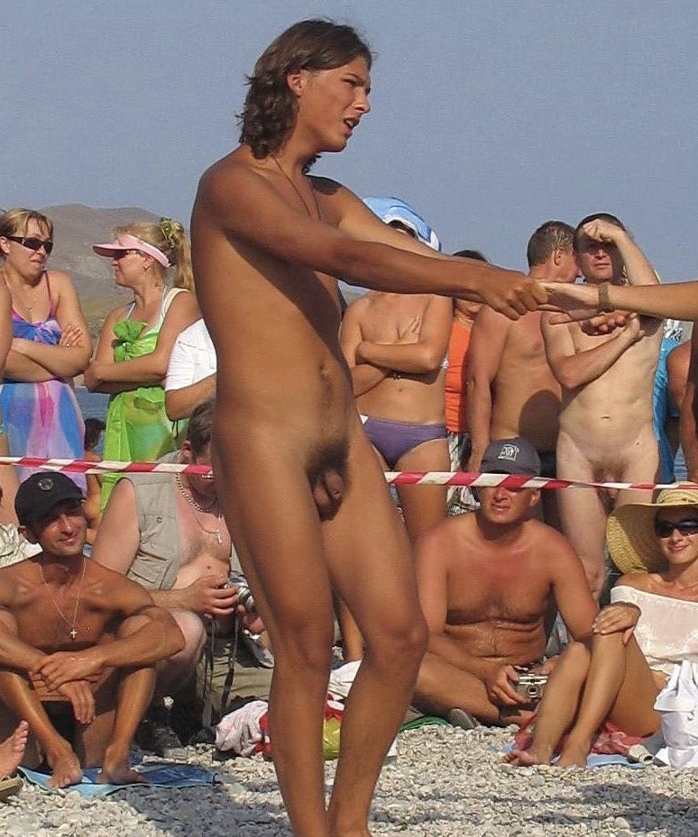 HouseOfAlluring's tweet photo. Young men having fun https://t.co/eGGXyF88qI