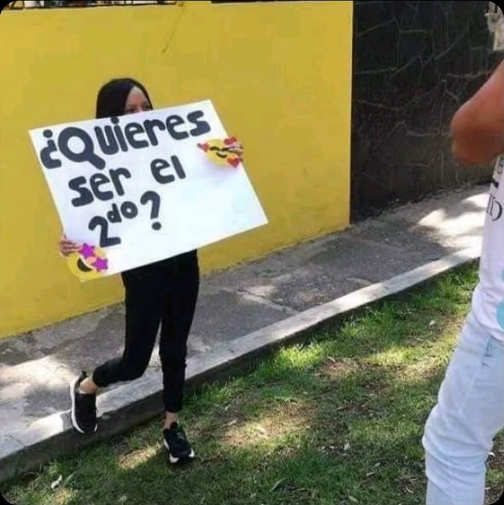 xrtemiss's tweet photo. Yo cuando conocí a @Volkovnoir https://t.co/W6UEwlyetN