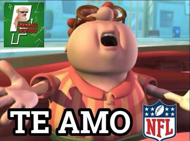 pilotomemeslat's tweet photo. Yo viendo el primer domingo de NFL https://t.co/Kor3rIHLMh