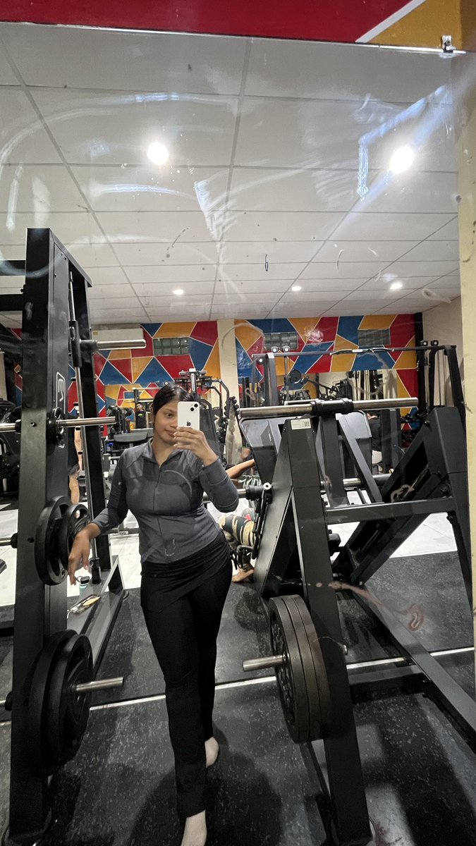 ookimidayoo's tweet photo. Ajaib gym 2 hari tidak ada doms
Form yg salah atau aku yg terbiasa angkat beban tiap hari karna kerja https://t.co/X9i65czxMT