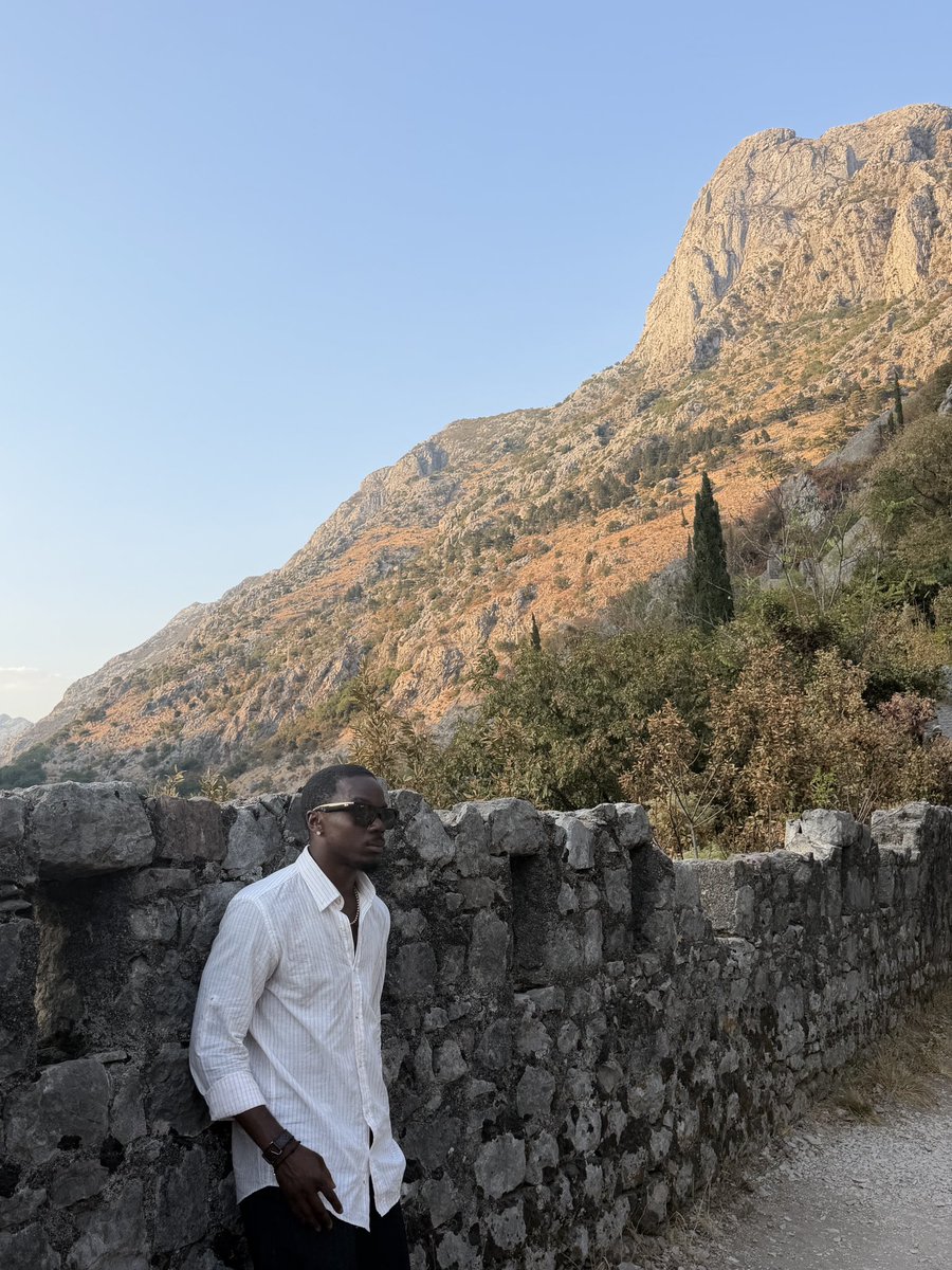temipeko's tweet photo. coast2coast 🇲🇪 https://t.co/RYHOFKSzX3
