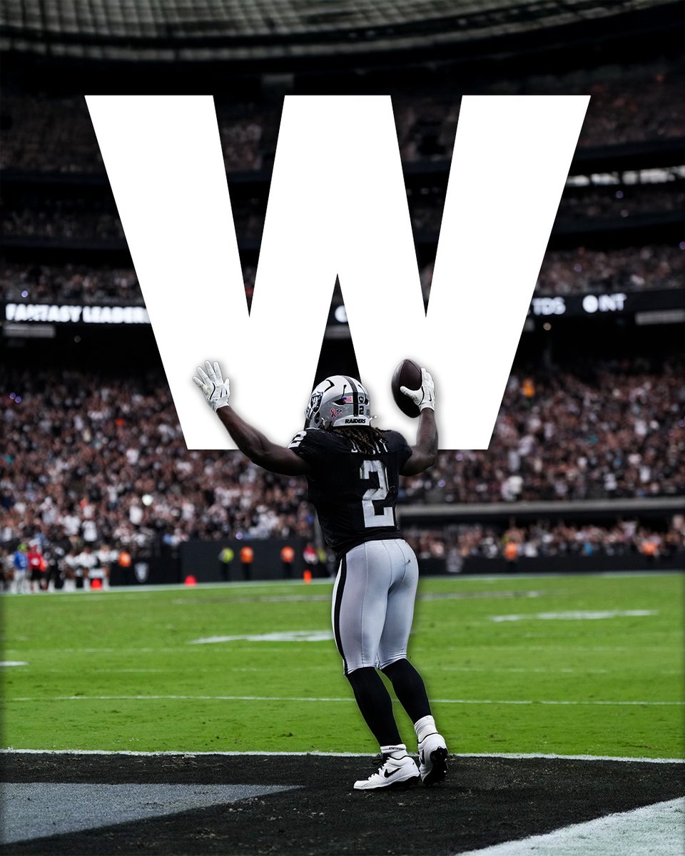 Raiders's tweet photo. Victory Monday

#RaiderNation https://t.co/QPGves5RZL