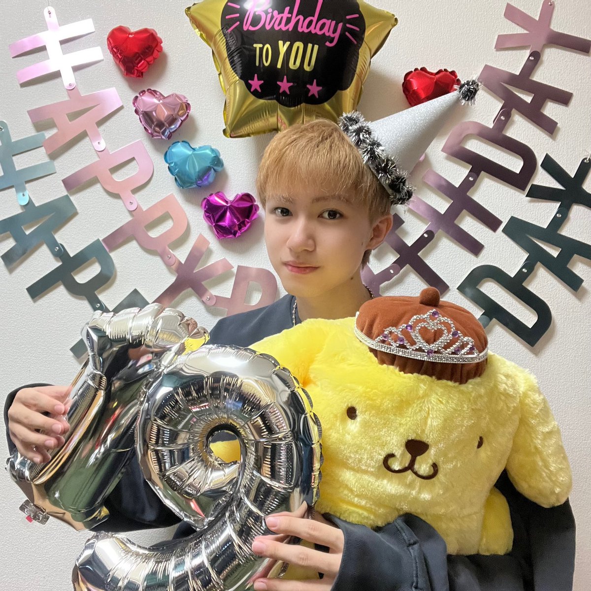 ishichan0914's tweet photo. ❣️人生推しメン石田亮太くん❣️23歳のお誕生日おめでとう🎂🎉今年もお祝いさせてくれてありがとう💖“沢��の人に愛されてほしい”私の願いを叶えてくれてありがとう🥲✨今度こそ、その愛と共にあなたの夢が叶いますように🕊🍀「心踊る方へ」全力で進み続けてください✊🏻 #HappyIssyDay #HappyRYOTADay2026 https://t.co/LSDgHuRvbb