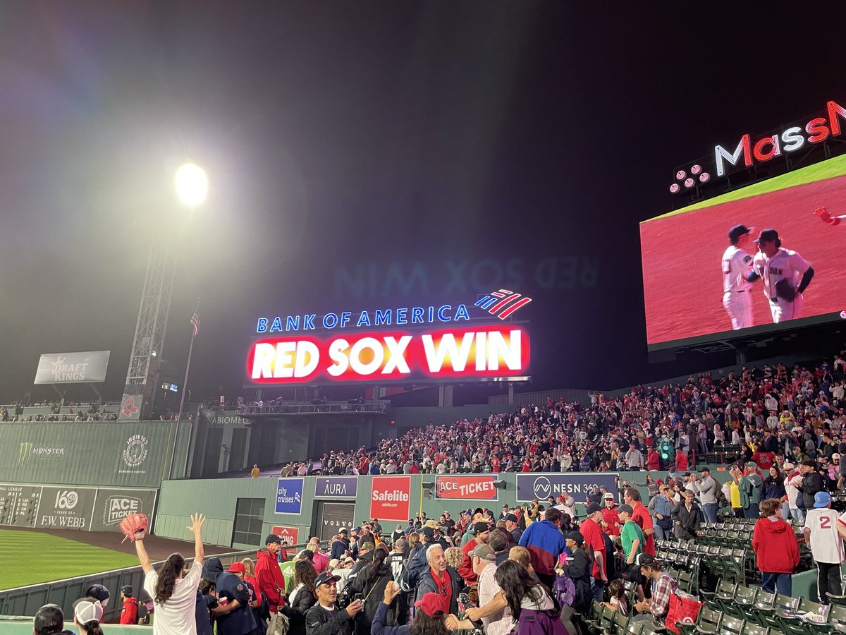 pauljoy1's tweet photo. @RedSox https://t.co/2rjR6MnNew