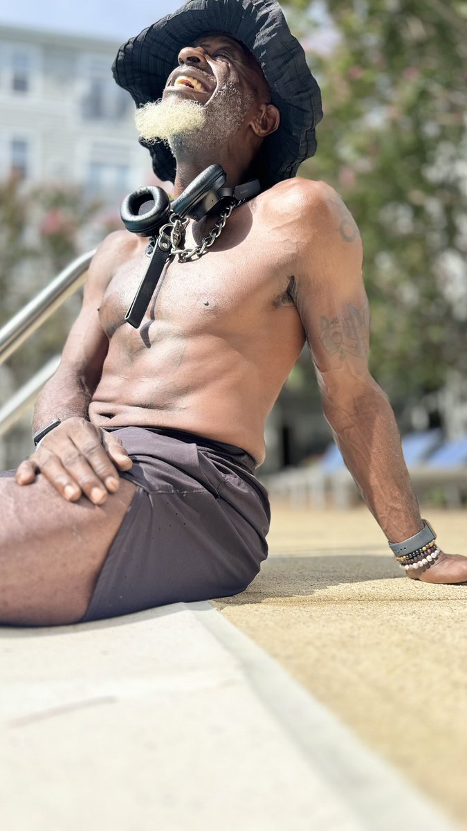 NakedTrumpeter's tweet photo. Need a scene partner for next Friday must be tested! DM me. The shoot is in Washington, D. C. https://t.co/zIqGDGLVue