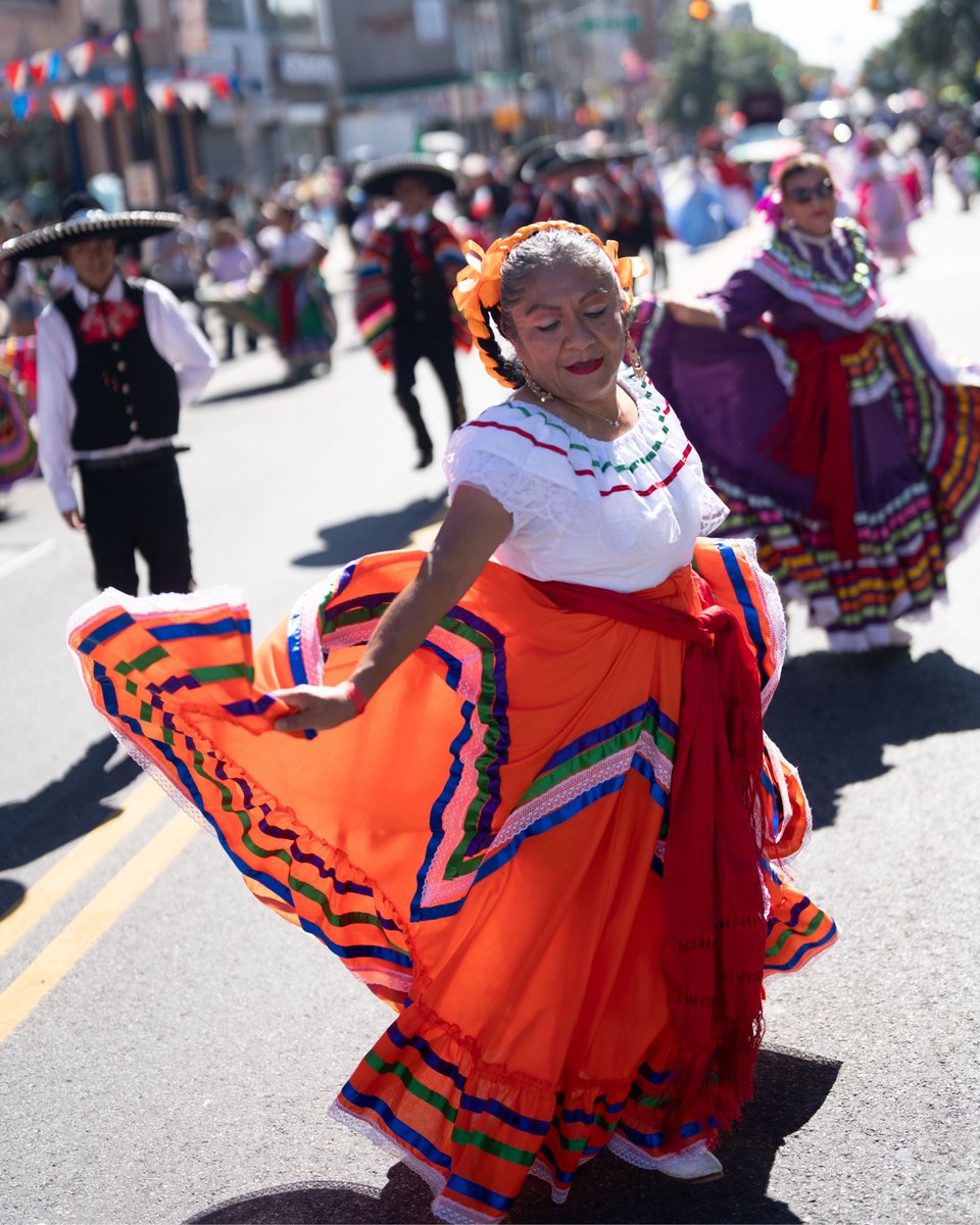 NYCMayor's tweet photo. Mexico’s fight for independence is the triumph of a people determined to shape their own future.

Today, I was proud to be the first New York City Mayor to march in Sunset Park’s Mexican Independence Day Parade alongside a community that has fostered cultural pride across generations.

Mexican New Yorkers are at the heart of our city and its fight for a better future.