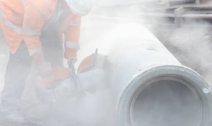 mqtooling's tweet photo. Is Silica Dust the next Asbestos? - EHS on building sites has come under the spotlight as industry experts want more done to combat silica dust hazards.......https://t.co/aOX9m5hySx.
https://t.co/Dr7EykAn7o
#airbench #dust #fumes #extraction #mist #quaity #composites #cfrp https://t.co/W5IbAmKMMZ