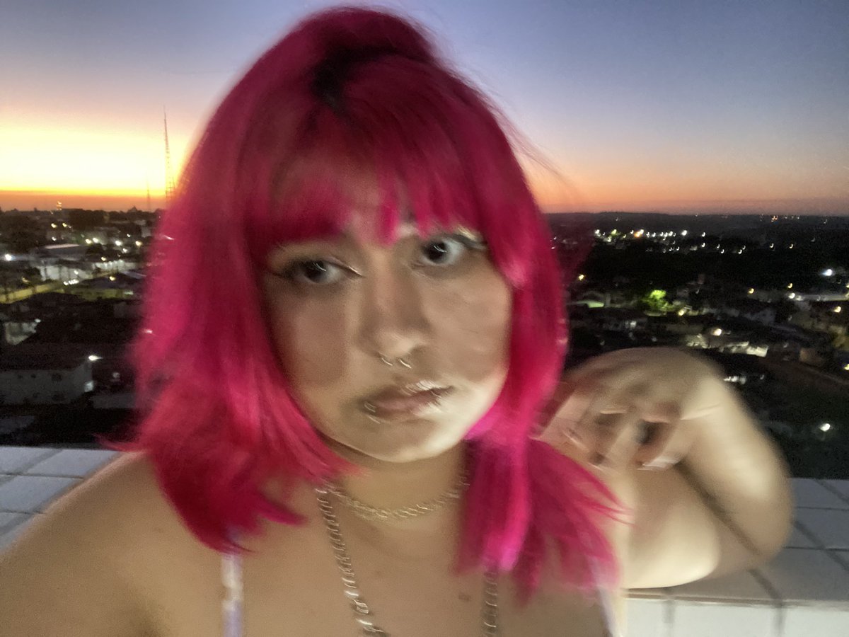 sr4iggy's tweet photo. 🍓 https://t.co/WQB1O0PvZq