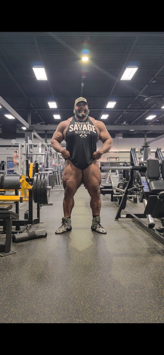 thehulkzilla's tweet photo. Good day for legs. Yessir💪🏽💪🏽💪🏽

DM ‘COACH’ | For 1 on 1 coaching or free trial program. Link in bio for programs https://t.co/bZtR2YDGjs