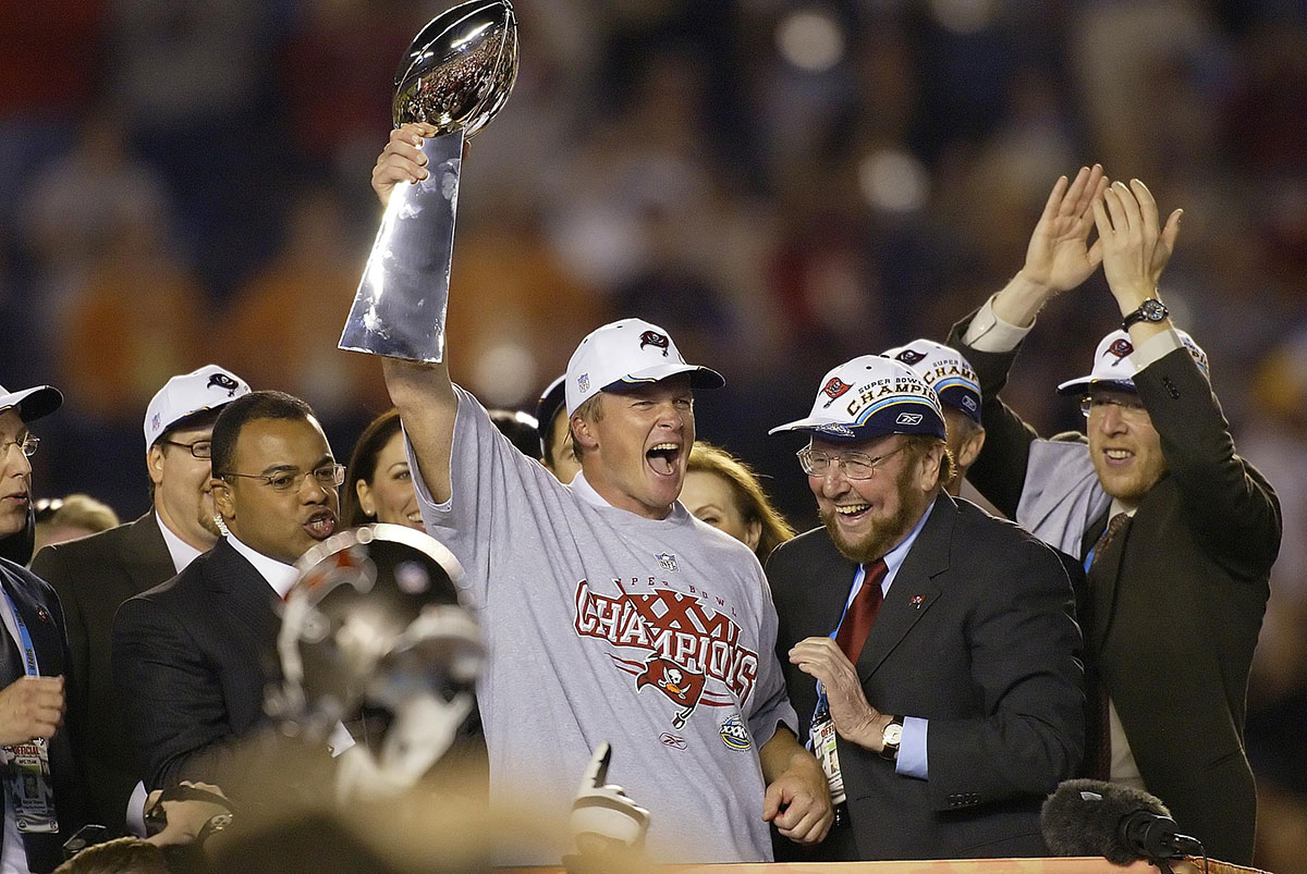 PewterReport's tweet photo. Just a reminder - the Bucs started off both Super Bowl seasons with a Week 1 loss. https://t.co/UP7RSZBjBd
