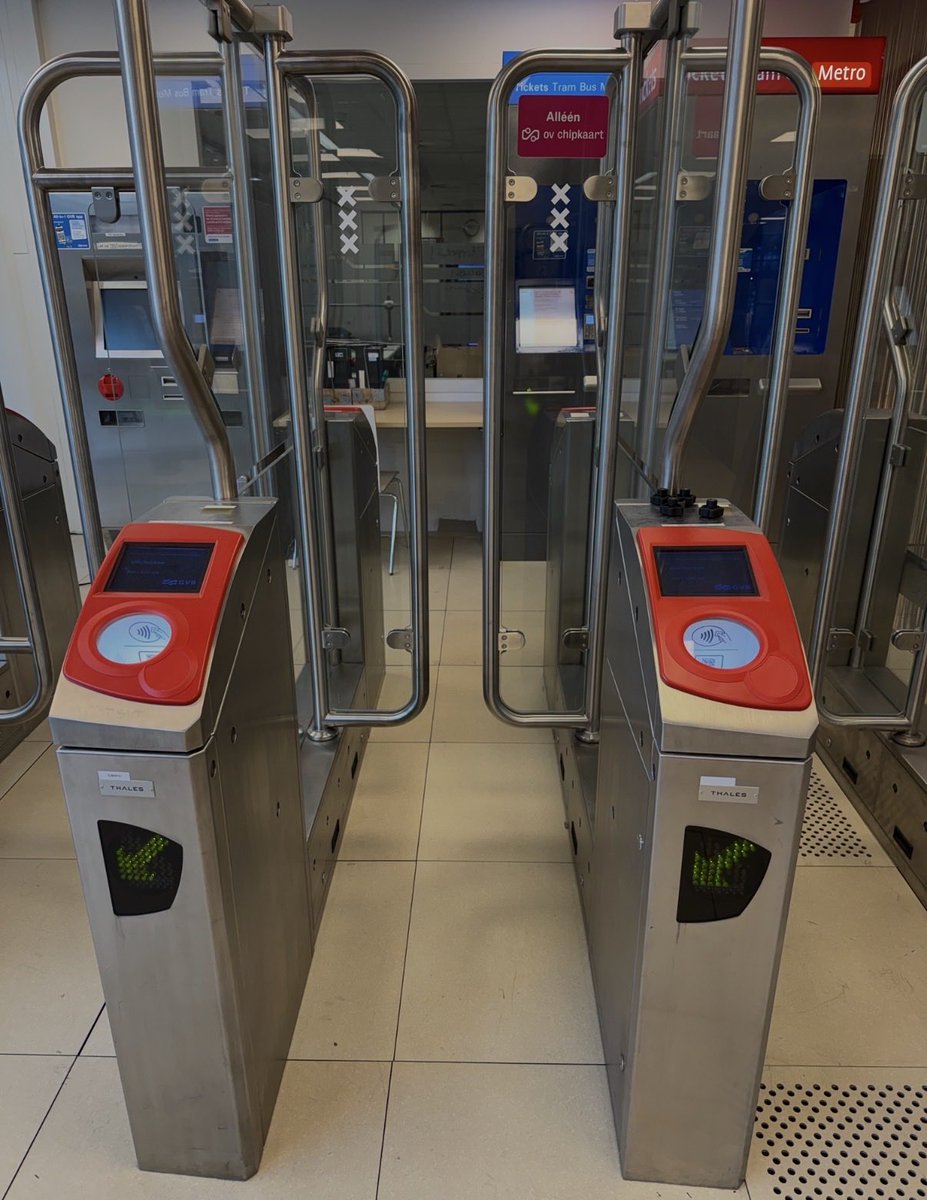 marjaruigrok's tweet photo. #MaandagMobiliteitsMomentje Hoe lang is het metronetwerk in Amsterdam (alle lijnen opgeteld in km’s)? @Vervoerregio https://t.co/0UyjEeRVuW