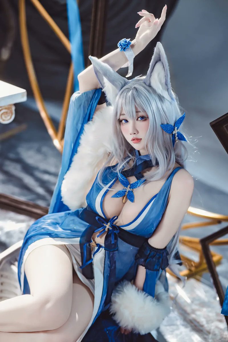 Cosphoria's tweet photo. Shinano - Azur Lane Cosplay

#cosplay #AzurLane https://t.co/RBtt9ndnvv