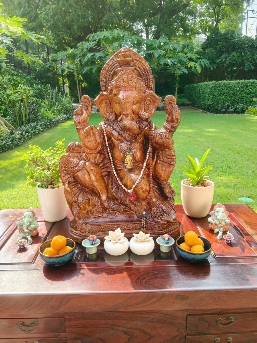 SGinIndia's tweet photo. Preparing for #Ganpati Sthapana at exactly 11:02am, as the Madhyahna Puja Muhurat begins. Praying for peace and prosperity for all. Happy Ganesh Chaturthi!

🙏 HC Wong 

#Ganeshotsav
#GaneshChaturthi #GaneshChaturthi2026 #GanpatiBappaMorya https://t.co/d1jfDCwo1W