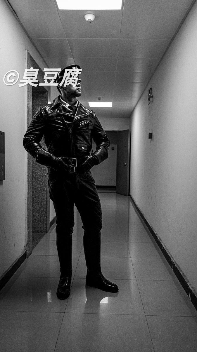 dumbsaltyfish's tweet photo. 好久不见 https://t.co/pXyZbq1Qxk