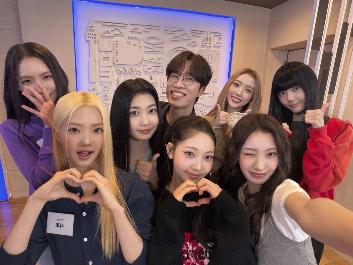 prkseah's tweet photo. ㅤㅤ
˚ ༘ ೀ⋆｡˚ㅤTogether with Kim Shinyoung sbn we were having a good time!
ㅤ https://t.co/W2HI18Zqs4