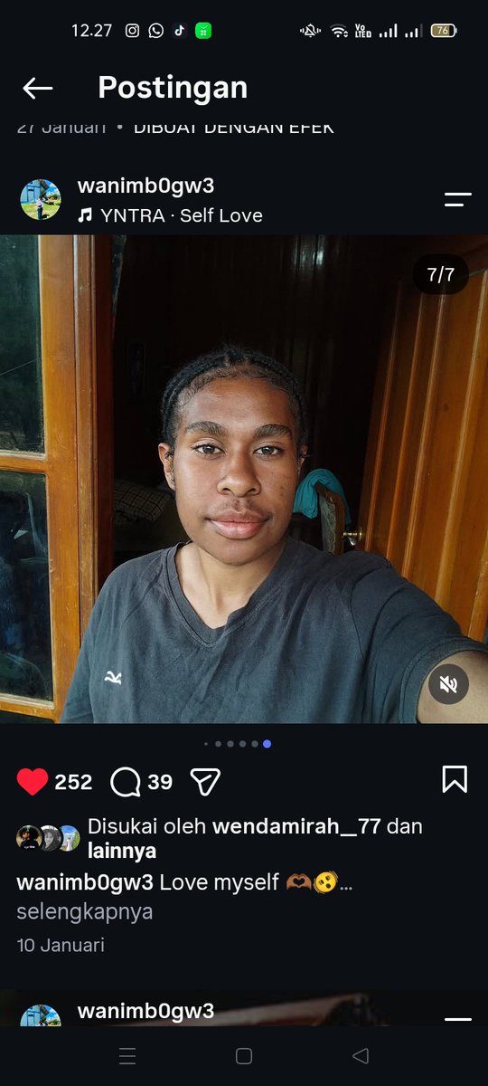 kelabur0000's tweet photo. Info yg kenal, perem tiom 

Ada de punya fto" bugil dan video vc.

@oeremtiom https://t.co/4xbXJ1RPd5