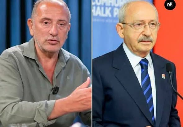 TOPRAK_2_'s tweet photo. Çok gerçekçi ve aklı başında bir okuma yapmış Fatih Altaylı ..  Özellikle Özgür Özel ile ilgili değerlendirmelerine yüzde yüz katılıyorum ...  
🙂👏❤️
"Fatih Altaylı: Özgür Özel zannederim bir şeyin farkında değil.
Toplumdaki, özellikle muhalif kesimdeki Kayyum nefreti, Özgür Özel’in algıladığının ya da algılayabildiğinin çok ama çok fevkinde.
Çok açık söylüyorum, bugün muhaliflerin önüne iki cumhurbaşkanı adayı getirin. Biri Cumhurbaşkanı Erdoğan olsun, diğeri Kayyum Kılıçdaroğlu.
Erdoğan seçimi açık ara kazanır. Sadece yıllardır Erdoğan’a muhalif olanlar oy kullansın yine de Kayyum karşısında Erdoğan kazanır.
Öfke ve nefretin de ötesinde bir duygu var Kayyum’a karşı, “tiksinme” diyebileceğimiz bir his. Yemekten çıkan hamamböceği gördüğünüzde oluşan duyguya benzer bir duygu.
Özgür Özel iyi bir insan olarak yıllarca beraber çalıştığı, yardımcılığını yaptığı, başkanvekili olduğu kişiye karşı “Türk terbiyesi” dairesinde kibar davranmak, saygılı olmak isteyebilir.
Ancak Özel’in Kılıçdaroğlu ile bu özel durumu, seçmeni, Kayyum karşıtı seçmeni hiç ama hiç ilgilendirmiyor. Seçmenin Kılıçdaroğlu ile böyle bir “özel durumu” yok.
Dahası seçmen her gün AK Parti’ye katılan CHP’liler ya da muhalifler nedeniyle zaten büyük bir güvensizlik içinde. “Ulan bunların hepsi aynı şeyin soyu. Karşımızda tuluat yapıyorlar” hissi bu denli yaygınlaşmışken, Özel’in Kayyum’un elini sıkması, Kayyum’a saygılı davranması, Özel’i de bu kandırılmışlık hissinin, bu sahte tiyatronun, bu tuluat algısının bir parçası yapıyor. “Bu da mı böyle acaba” düşüncesi uyanıyor.
Elbette muhalif seçmen Özel’in gördüğü yerde Kayyum’un suratına tükürmesini beklemiyor. Günü geldiğinde onu kendi yapacaktır sandıkta. Ama Kayyum’a saygı göstermesini de istemiyor.
Bu arada Zeydan Karalar, Vahap Seçer gibi özünde saygın isimler de bilsinler ki, “Biz CHP’liyiz” diyerek Kılıçdaroğlu’nun yanında poz verdikçe, toplum gözündeki yerleri Tuzla Belediye Başkanı ile aynı olmaya başlıyor.
O fotoğraf karesi onları da kirletiyor.
Çünkü kimse Kayyum CHP’sini Atatürk’ün CHP’si olarak görmüyor.
Siyasi tarihin en önemli iletişim başarılarından biri
Eski dosyalar birer birer açılıyor.
Şimdi de cezaevinde hayatını kaybeden üst düzey MİT görevlisi Kaşif Kozinoğlu’nun ölümü ile ilgili dosya açıldı.
İddialar o ki, Kozinoğlu cezaevinde eceliyle ölmemiş, daha doğrusu Kozinoğlu’nun ecelinin gelmesi dış etkenlerle ve bilinçli ihmallerle sağlanmış.
Olağan şüpheli elbette ki FETÖ. 15 yıl sonra gerçeğin peşine düşüldü ve şimdi Kozinoğlu’nun mezarı açılacak. Bu, son günlerdeki ikinci fethi kabir. Muhtemeldir ki, arkası gelecek. Daha çok kabir açılacak.
Kozinoğlu’nun FETÖ tarafından öldürülmüş olma ihtimali az değil ve bu daha önce de konuşulan bir iddia idi. Tuncay Özkan da cezaevinde zehirlendiğini ve ölümden döndüğünü ve hâlâ tam olarak sağlığına kavuşamadığını döne döne anlatıyor.
Şimdi tüm bunların aydınlatılmaya çalışılması olumlu gelişmeler ve umuyoruz gerçeğin en azından bir bölümü ortaya çıkar.
Ancak burada bana ilginç gelen şu: İktidarın tutumu.
Sanki tüm bunlar başka bir iktidar zamanında olmuş ve Allah tarafından AK Parti iktidarı gelmiş de, bu karanlık dönemi aydınlatmaya çalışıyormuş gibi bir algı var. Oysa tüm bu olan bitenler AK Parti döneminde oldu. O zaman da AK Parti yönetimdeydi. Şimdi de!
Ancak AK Parti çok başarılı bir şekilde iktidarda olduğu uzun dönemin her bir parçasındaki hataları ile bir başka fail yaratarak hesaplaşıyor.
Ve toplumun önemli bir bölümü de bunu satın alıyor. Geçen bazen 10, bazen 15 sene içinde AK Parti ellerini yıkayıp olay yerinden uzaklaşıyor ve sorumluluk bir başkasının üzerinde kalıyor.
Bu, muhtemelen dünya siyasi tarihinin en büyük iletişim başarılarından biridir.
25 yıla yaklaşan ve bir süre daha süreceğinden kimsenin kuşku duymadığı iktidarın formülü de belki budur."