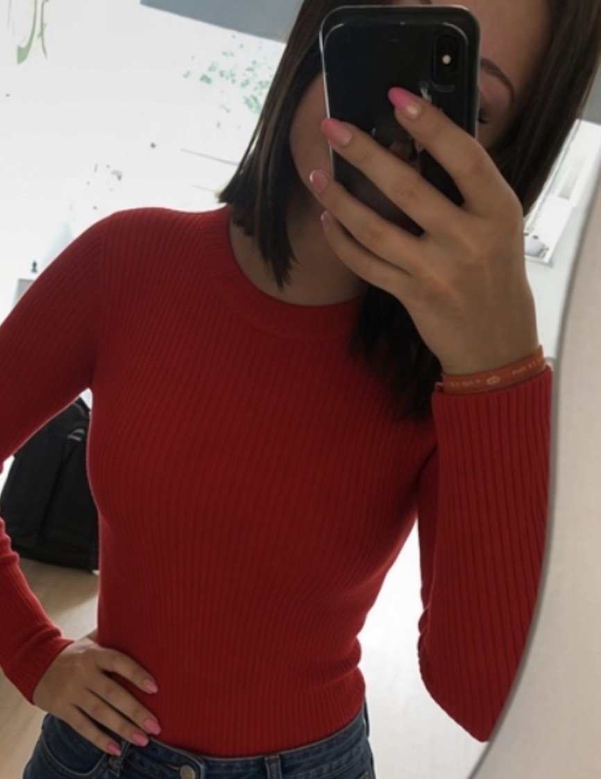 reinemaevadom's tweet photo. Ta seule place est au sol, à mes pieds tête baissée #moneyslave #soumis https://t.co/pknfayTgBP