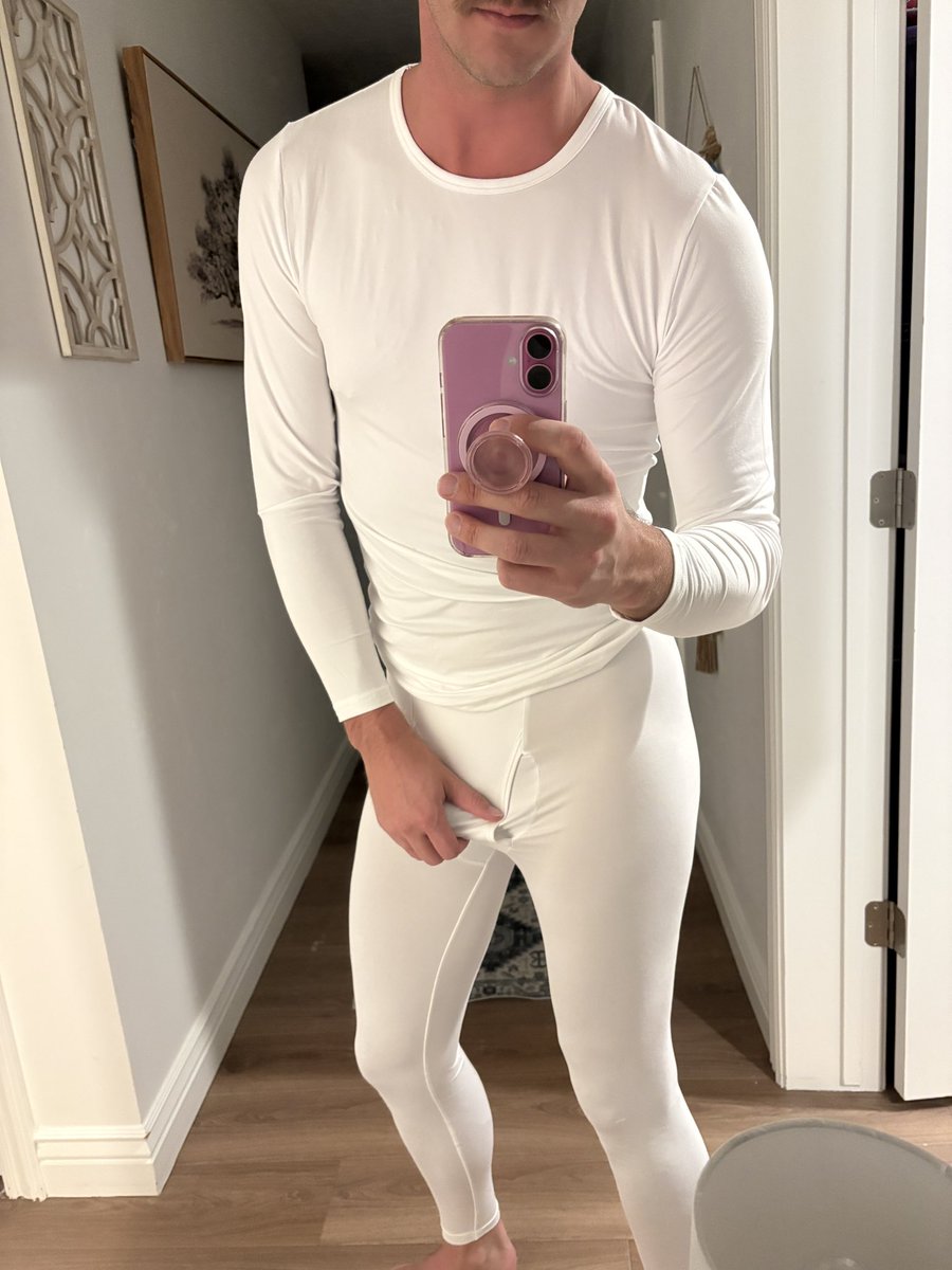 elder_goodboy's tweet photo. Time for bed, but I have one sacred ordinance to perform first… 😈😈😈

#mormonboys #mormonboyz #missionaryboys #sayuncle #mormonporn #ldsgays #utahgays #gayutah #mormongarments #garmentplay #ldsgarments #hornyprovobros https://t.co/nZ7bS8fRLh