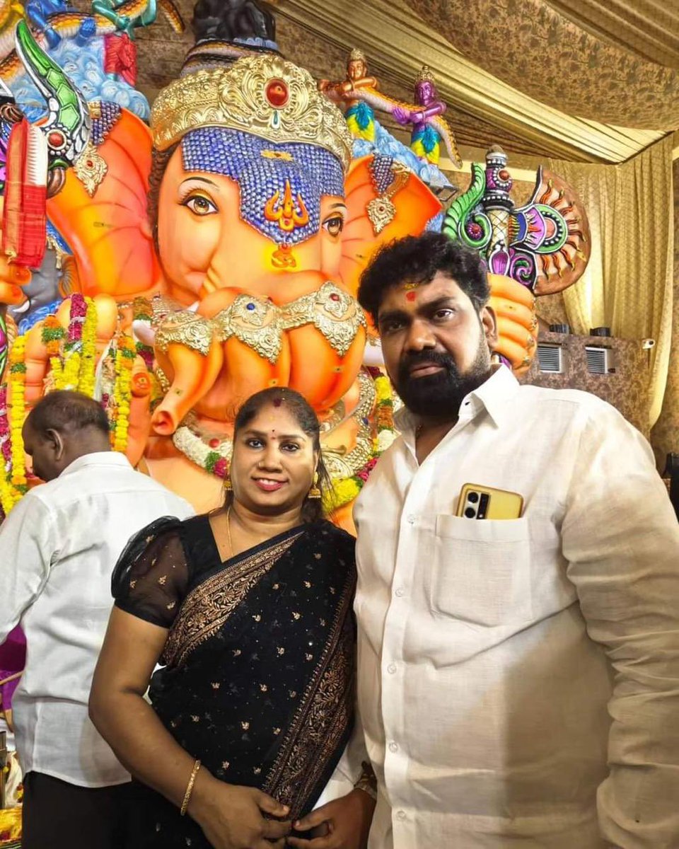 KandiShailaja's tweet photo. అందరికి వినాయక చవితి శుభాకాంక్షలు 🙏 https://t.co/ELGtGqx7xQ