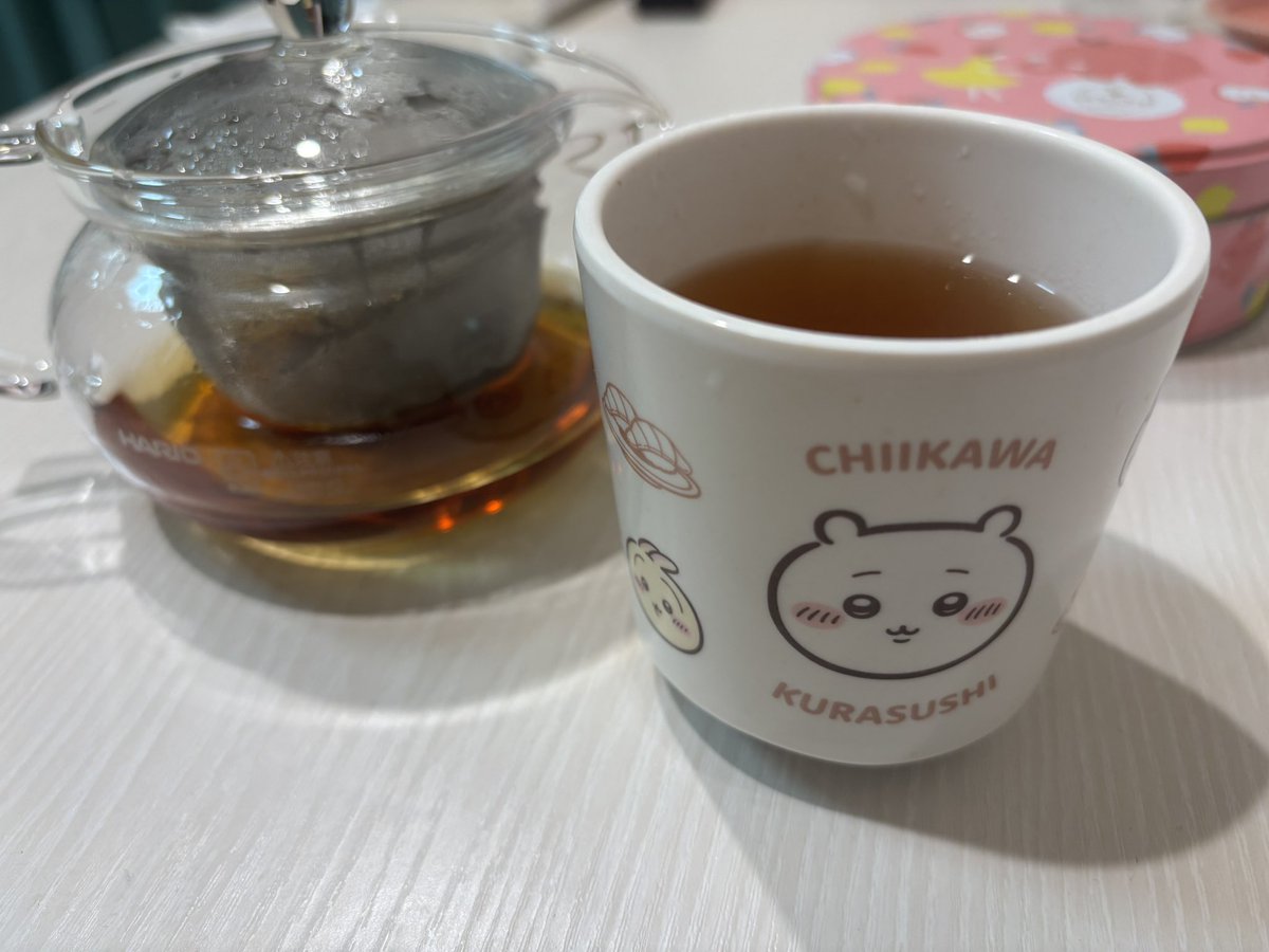 83_rumi's tweet photo. ちいかわ湯呑みで紅茶🫖 https://t.co/OjcJZ1YwyO