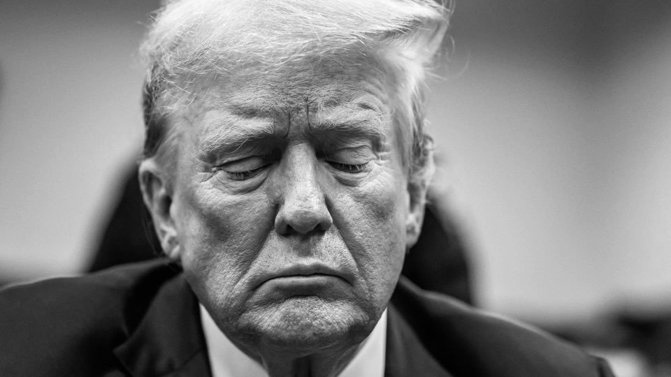 IndiaObserver23's tweet photo. BREAKING - 

President Trump said that diesel prices are rising due to the Russia-Ukraine war, not the Iran war.  

He further said that Zelensky must stop attacking Russian refineries. https://t.co/zt3tHrYmAu