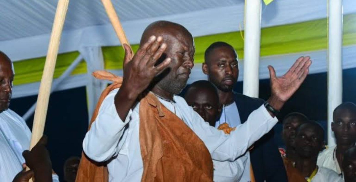 UncleBillz's tweet photo. 🚨 Tooro Kingdom is raising 500 million shillings to appreciate Omusuuga Kamurasi. 200 million goes toward a motor vehicle, the rest for his welfare.

The fund is being raised from Batooro at home and abroad, following a Sunday Google Meet chaired by Princess Abwoli.

It lands right in the middle of the succession fight after Omukama Oyo Nyimba’s death, so the real question is whether it’s pure gratitude or part of the leadership battle.