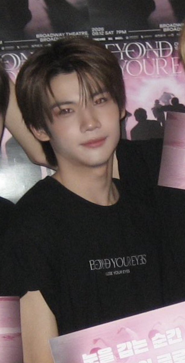 yo_yo_cye's tweet photo. 𝗖𝗟𝗢𝗦𝗘 𝗬𝗢𝗨𝗥 𝗘𝗬𝗘𝗦✨

Cluamilly📸  KENSHIN🦦

#CLOSEYOUREYES #클로즈유어아이즈 
#CYE #클유아 #KENSHIN #켄신 
#2026CYETOUR #BEYOND_YOUR_EYES https://t.co/JZp5ITkLsW