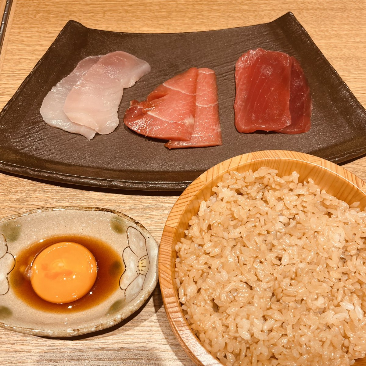 igapoco's tweet photo. 焼うお いし川 八重洲 https://t.co/4RI0RxBgLX