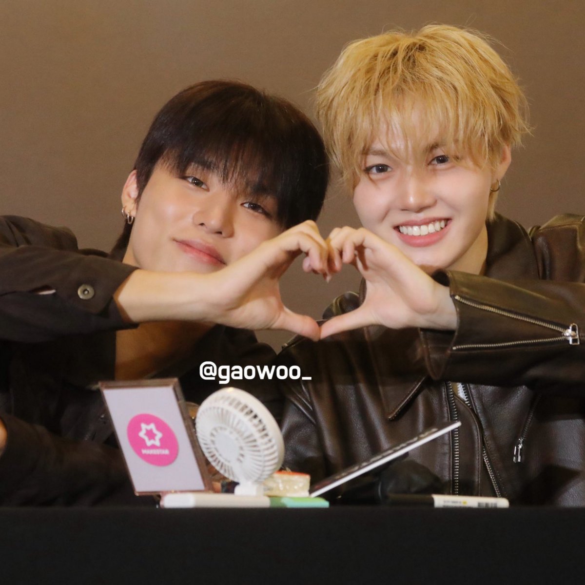 _loveydobby's tweet photo. 🐺🐰 https://t.co/DJUtXNyjug