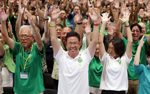 sinryukai's tweet photo. 沖縄県知事選で古謝玄太氏が勝利。これは沖縄の未来を現実的に立て直したいという県民の意思が示された結果だと思う。対立をあおるだけの県政ではなく経済、子育て、雇用、安全保障をしっかり前に進める県政へ期待したい。イデオロギーより暮らし。スローガンより結果沖縄の発展に向けて古謝知事に期待 https://t.co/2ZbCpG3Uom