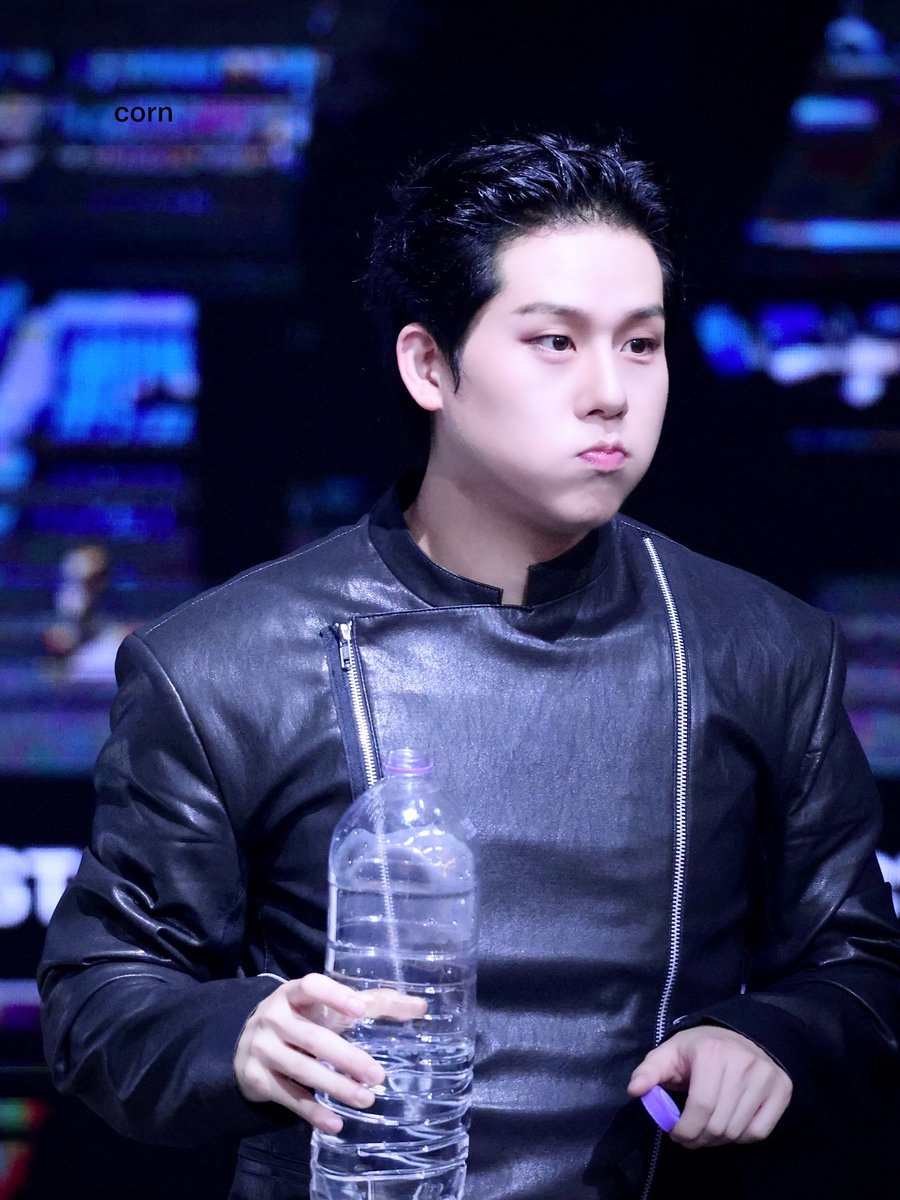 cornmbb's tweet photo. 귀여워 귀여워 아 입아프다 귀여워 ㅜㅜ #주헌 https://t.co/Fll6vm6vSu