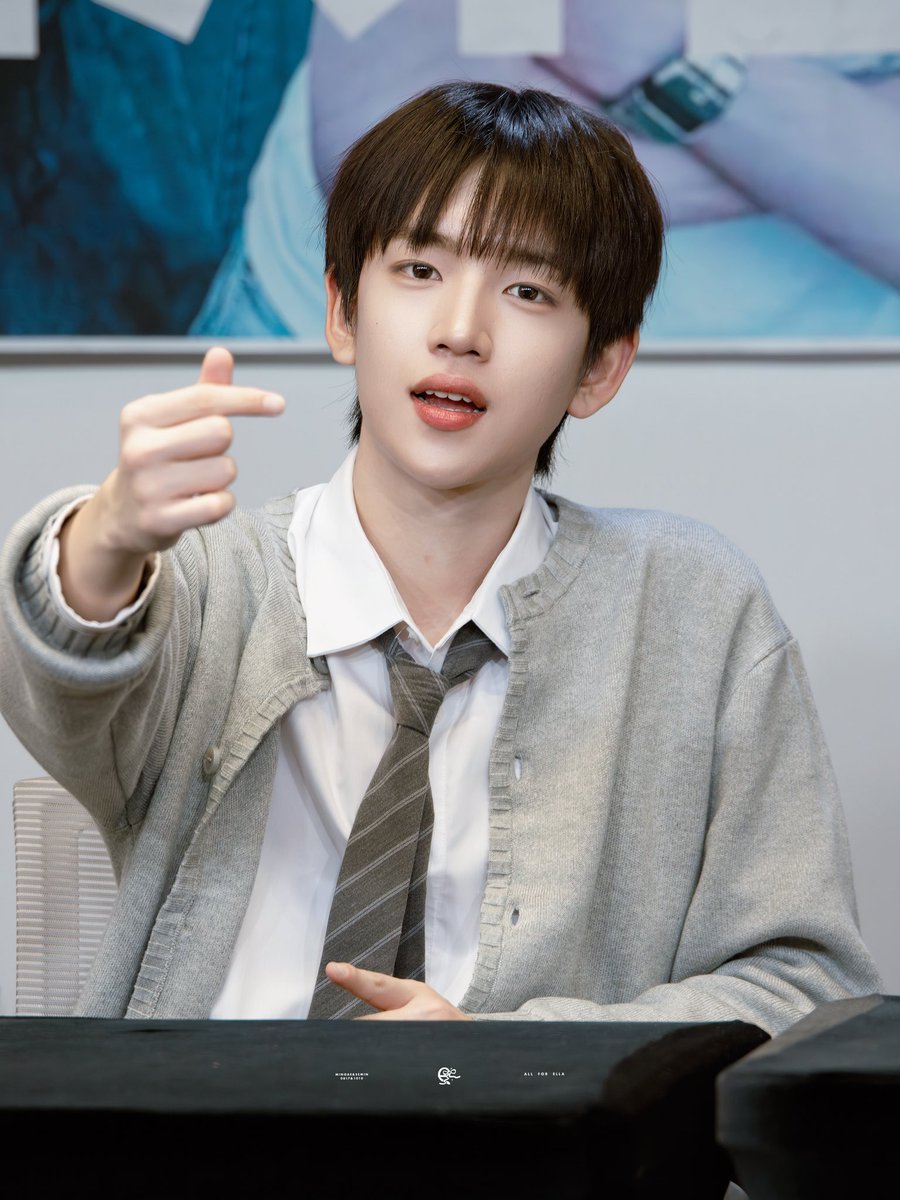 eee1uu's tweet photo. 260913

#IDID #KIMMINJAE #김민재 #아이딧 https://t.co/FzxTeAtfm2