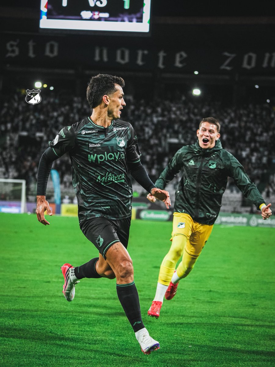 DeportivoCaliCP's tweet photo. ¡La noche es suya, caballero! 🫡💚⚽️ https://t.co/cKKkj4lMzd