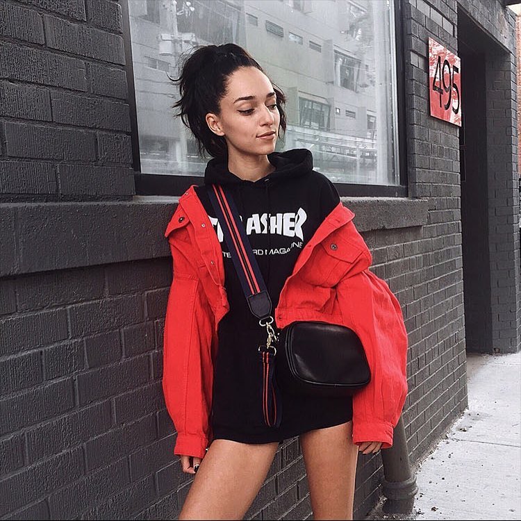 KidKanye17's tweet photo. ✭ ON THE BLOG: 5 Fall Jacket trends you need in your closet this season! Including this red cropped jean jacket from @hm ❤ Hope you guys enjoy! Xo ✭ https://t.co/N8ir1xqDE1