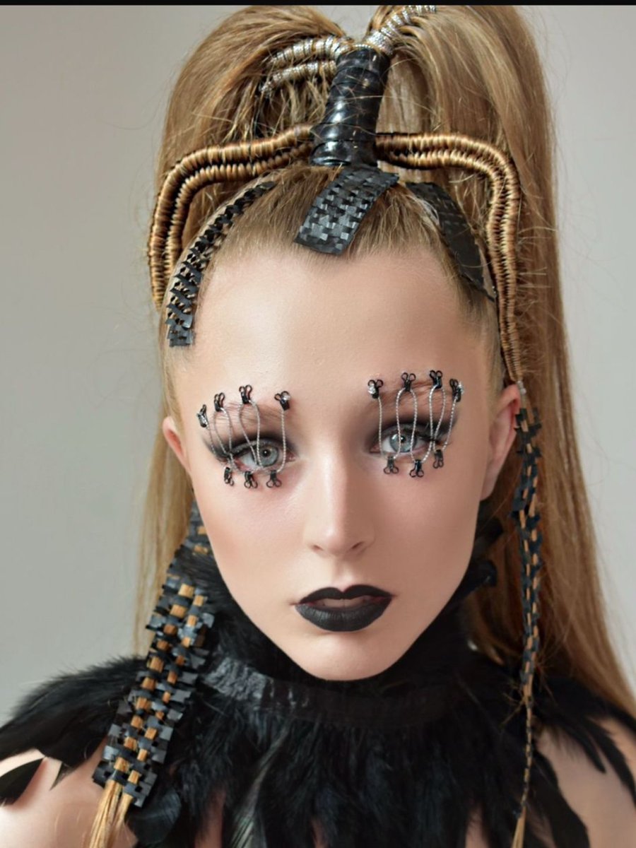 dilkgv's tweet photo. And now for something completely different 🖤
I love it when @kerryannwellsmua asks me to jump in with hair for a shoot, even better when it involves an Avant-garde theme, throw in @alicia. modelling_x and I'm in heaven 😍! Our creative juices were https://t.co/kLRSScOo9e