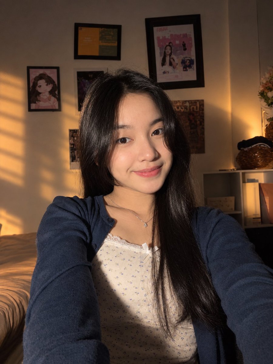 FortyPercent_'s tweet photo. Intan ✨✨✨ https://t.co/LPaqeY7AWH