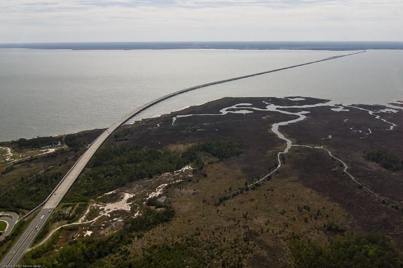 BuffaloByGodDan's tweet photo. Know your state’s longest bridge.

Virginia Dare Memorial Bridge
5.2 miles long (27,581.4 feet) https://t.co/i5TBF3CwRk