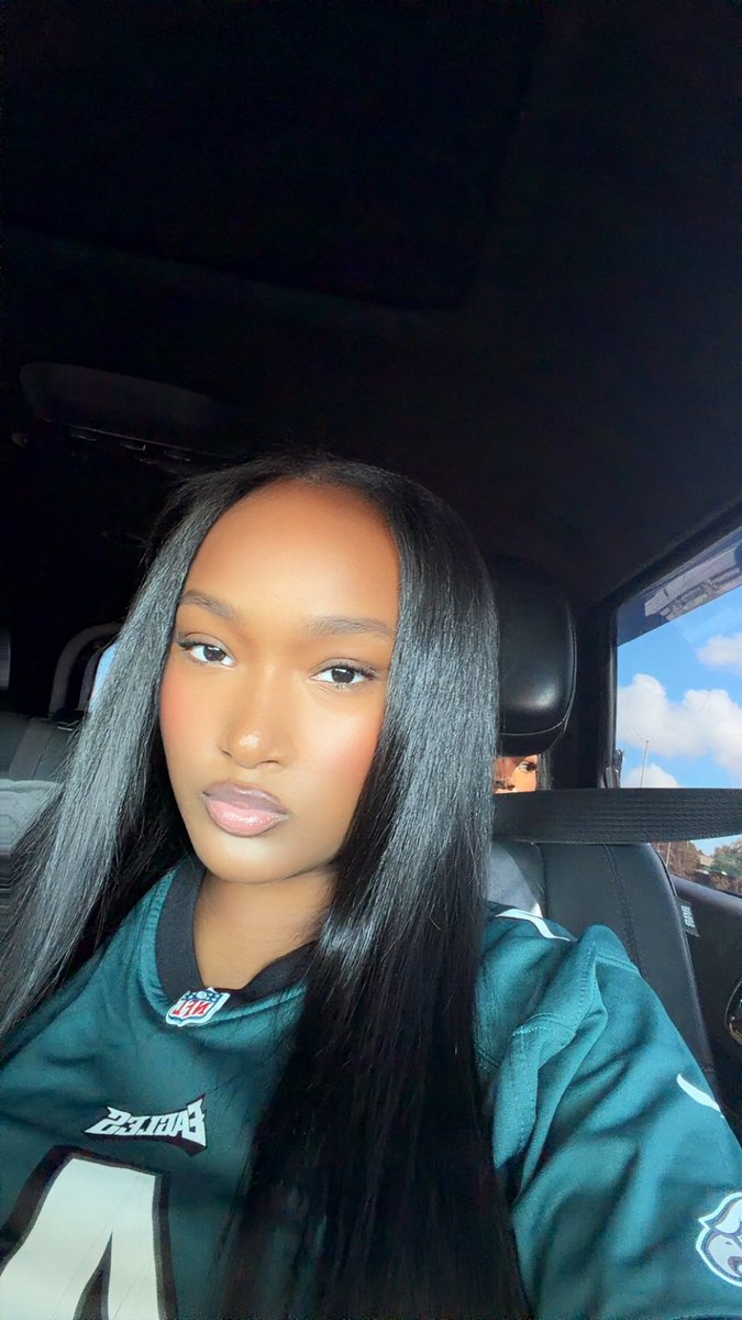 sumaiyahc_'s tweet photo. Go Birds!💚😍 https://t.co/kxPHnIRLbn
