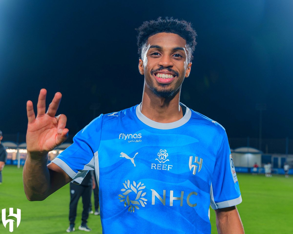 ra_ch_ed_'s tweet photo. 3️⃣ نقاط وأربعة أهداف 💙🔥😍 https://t.co/ciE1KW1njM