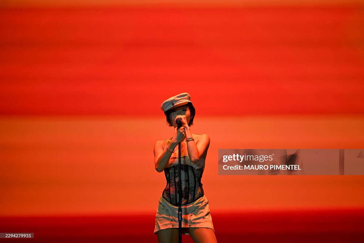 HwasaGlobal's tweet photo. 📸 | Hwasa at Rock in Rio, Brazil

#RockinRio2026 #HWASAnoRockinRio https://t.co/QAqdDwg5fs