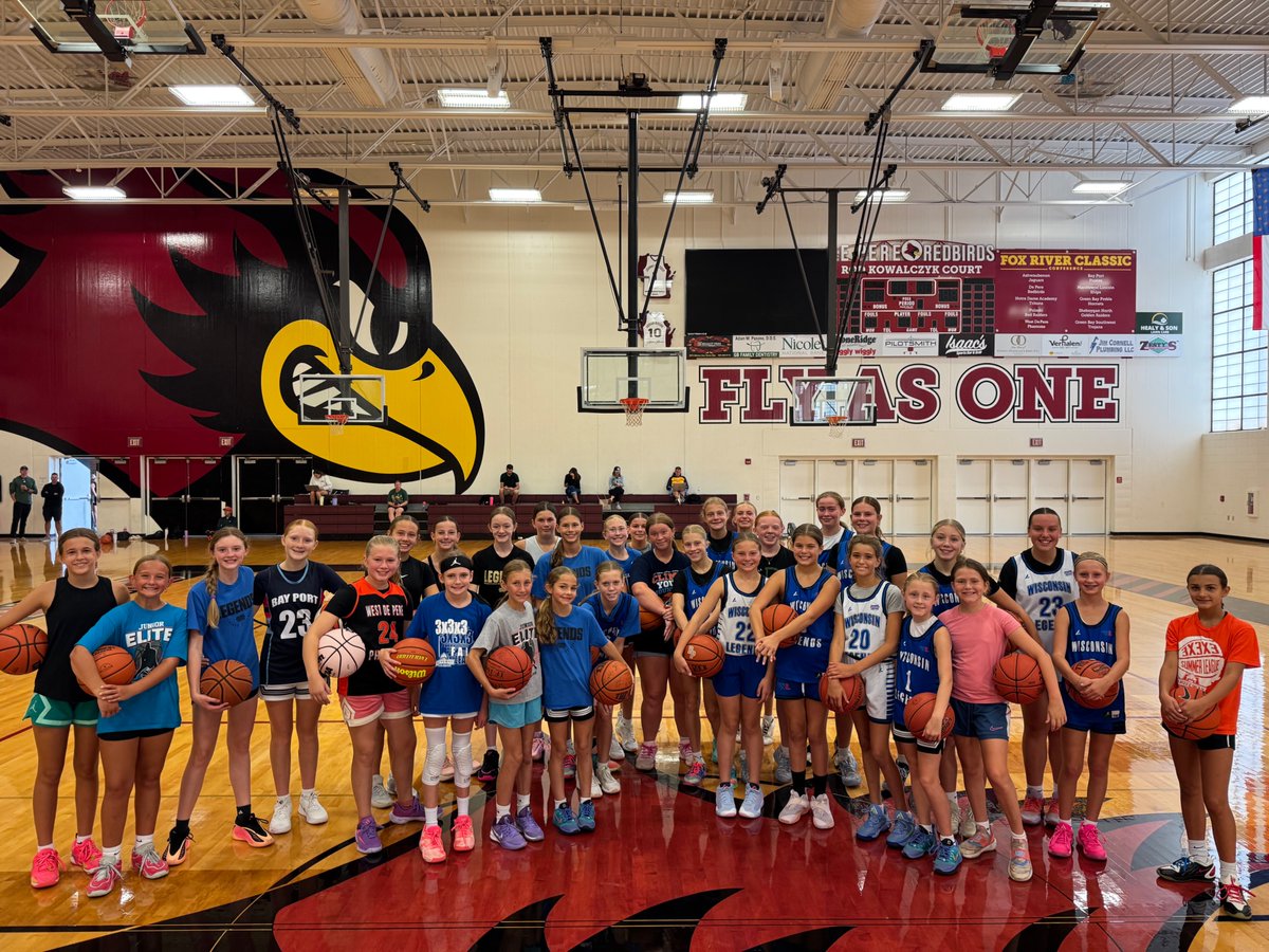 wilegends's tweet photo. OUR LEGENDS 2026-27 season began today with Development session #1 🔥80+ Girls & 70+ Boys (no pics) in the gym today WORKING 💪⚒️
DEVELOP📈CONNECT🧩COMPETE😤
#BeALEGEND #LEGENDSLiveHERE https://t.co/X5dVSLt7GU