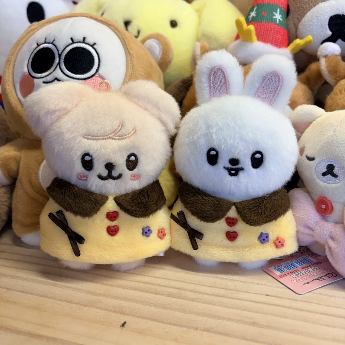 S2satsukiS2's tweet photo. 푸딩입은 퍼핌이랑 리빗🍮
귀요미들 중 최고로 귀여움 😽 https://t.co/mcp5epsfyP
