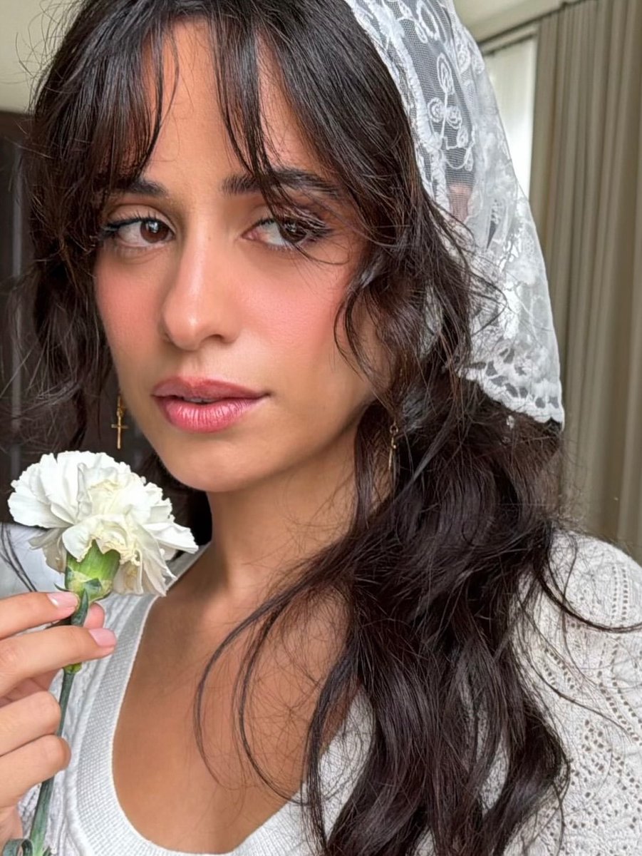 Camila_Cabello tweet picture