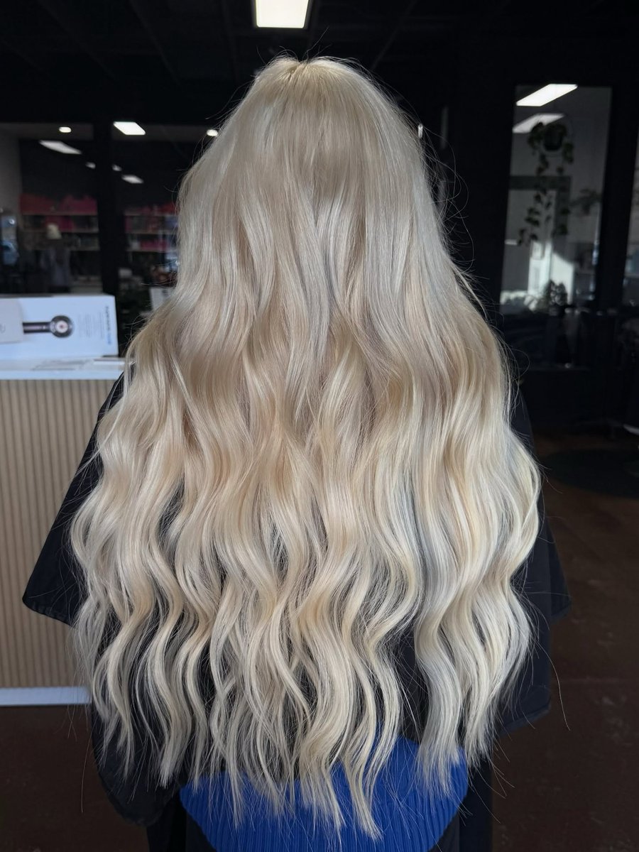 bugik1's tweet photo. 📌Our factory produces 100% human hair extensions which are Premium Virgin cuticle hair from one donor. 📌 We could help clients build their brands. 📌 we specializes in custom orders as our core business
📌We have machine weft hair, genius weft https://t.co/tVxnRXQDaH
